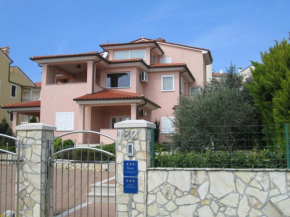 Apartments Villa Fernetich